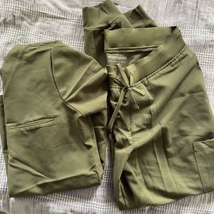 Mandala olive scrubs joggers set